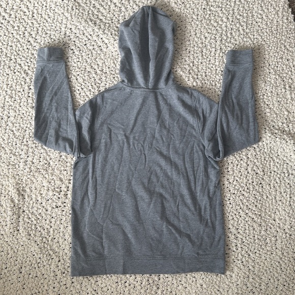 🩶 Universal Thread Hooded Jacket 🩶 - Picture 5 of 6